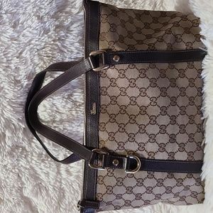 💯 Authentic Gucci Tote Bag 🍀